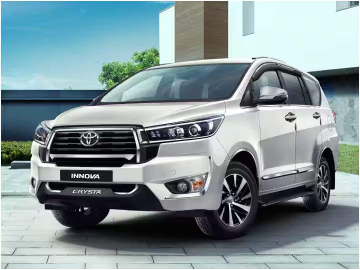 फैमिली के लिए बेस्ट हैं ये कारें, देखें इनके शानदार फीचर्स व कीमत 