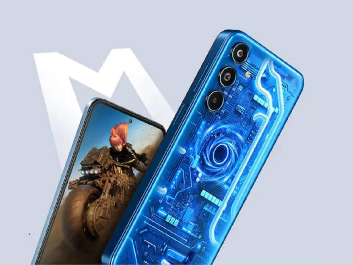 आज लॉन्च होंगे सैमसंग के 2 धांसू स्मार्टफोन, यहां जानें कीमत व फीचर्स 